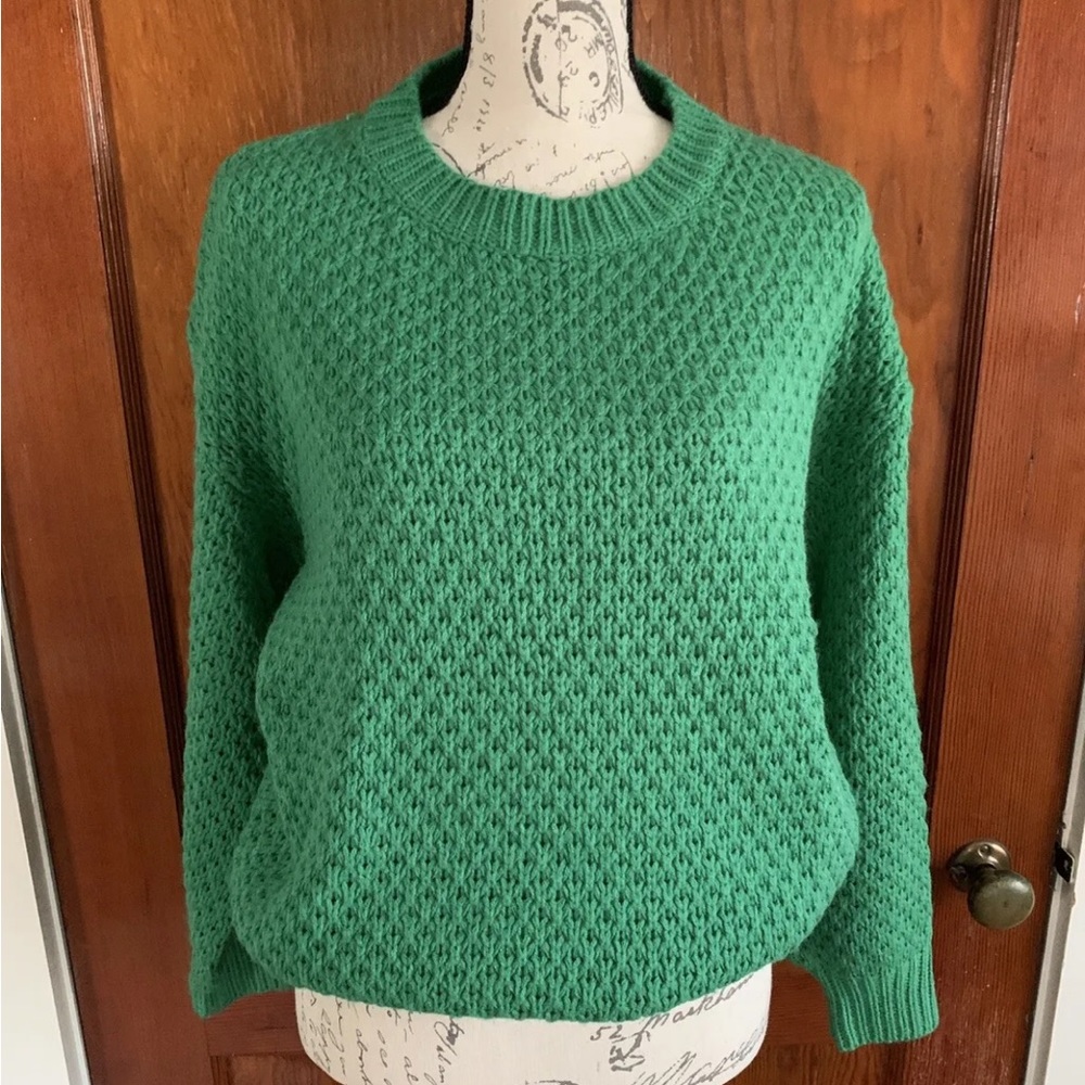 Vine & Love Green Sweater (S)